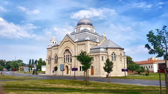 Synagogue Lucenec